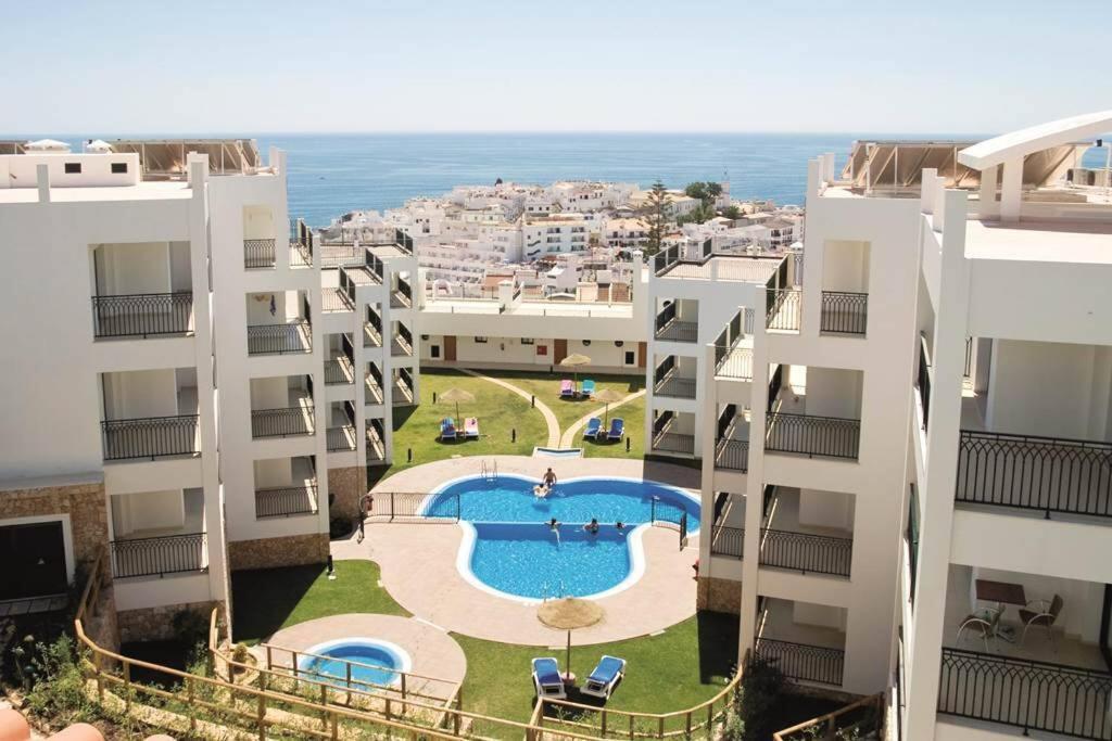 - Cerro Mar